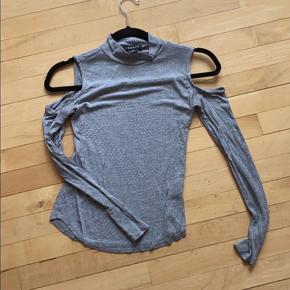 Trouve grey cold shoulder turtleneck